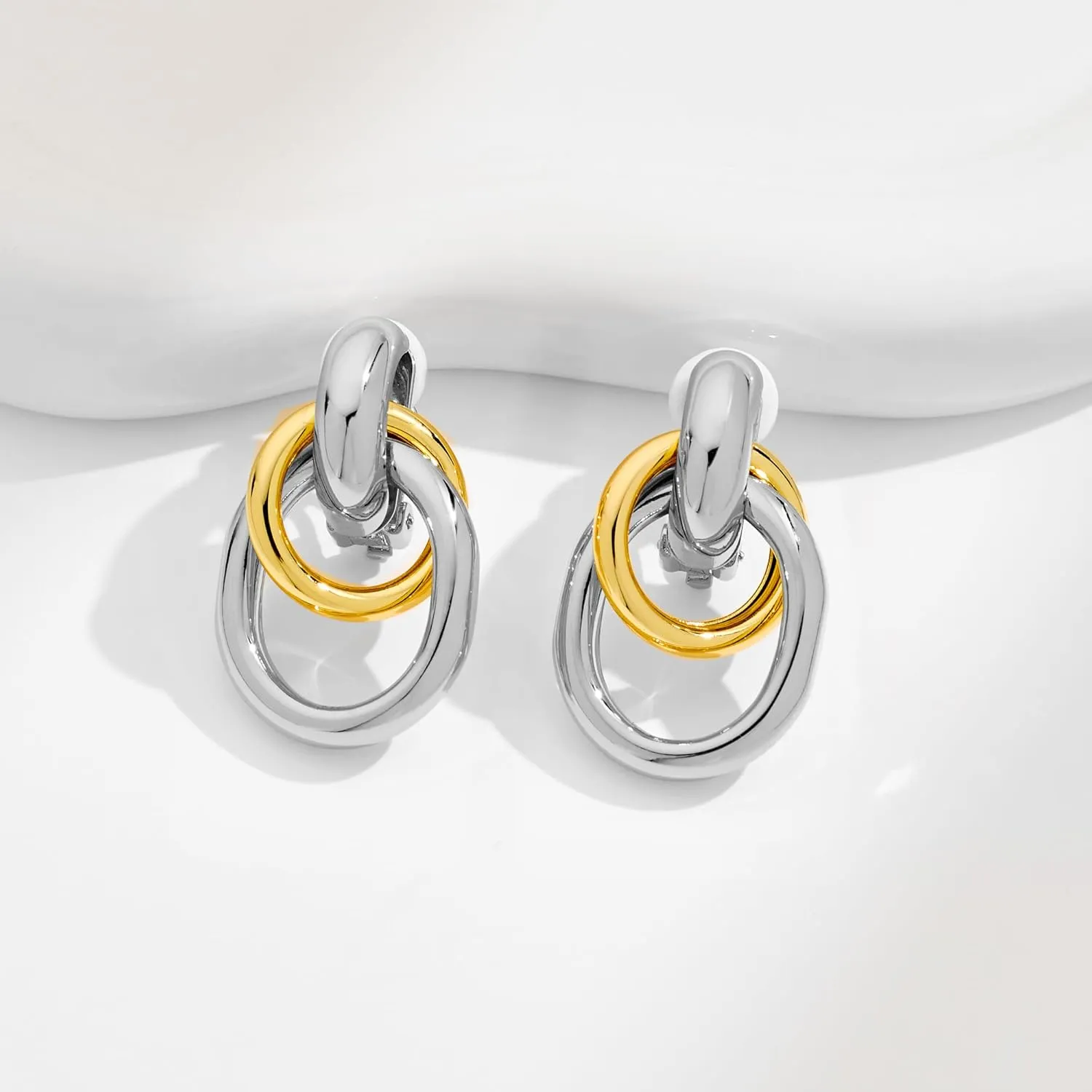 Gold Geometric Clip On Earrings for Women 18K Chunky Gold Knot Link Clip Earrings Trendy Jewelry